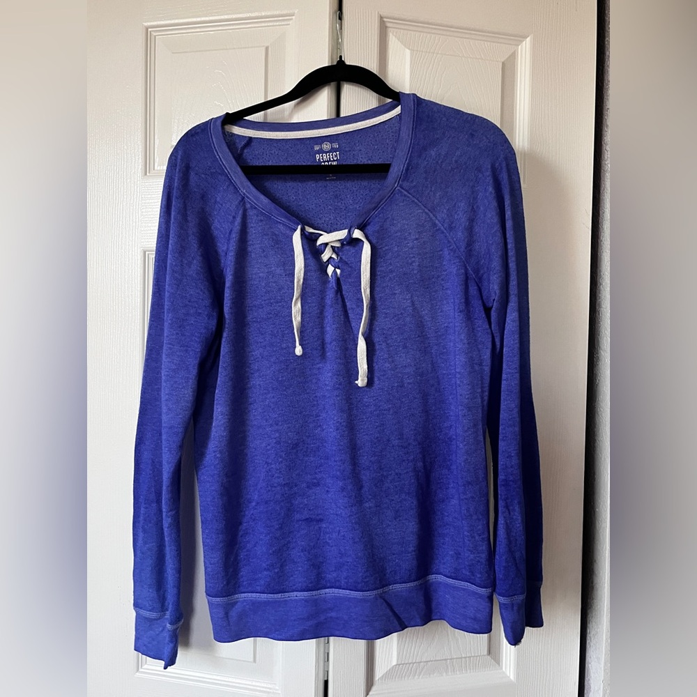 So perfect crew sweater hoodie medium blue